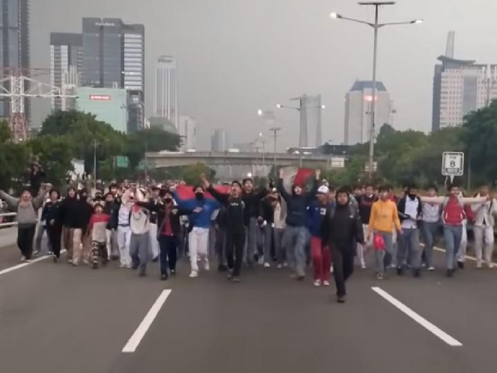 Demo DPR: 276 Pelajar Diamankan, Ada Busur Panah