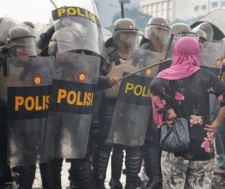 FITRA Soroti Anggaran Jumbo Kepolisian untuk Pengendalian Massa