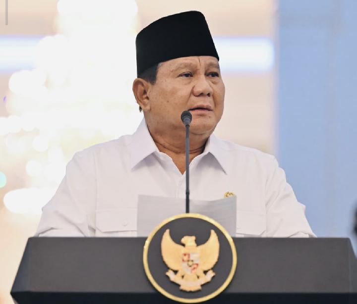 Jenguk Korban di RS Polri, Prabowo Sebut Aksi Demo Indikasi Makar