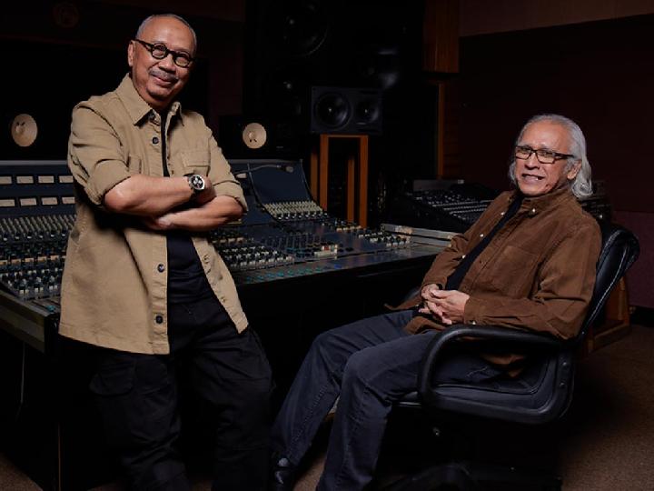 Lirik Lagu Titip Rindu Buat Ayah Milik Ebiet G. Ade dan Iwan Fals