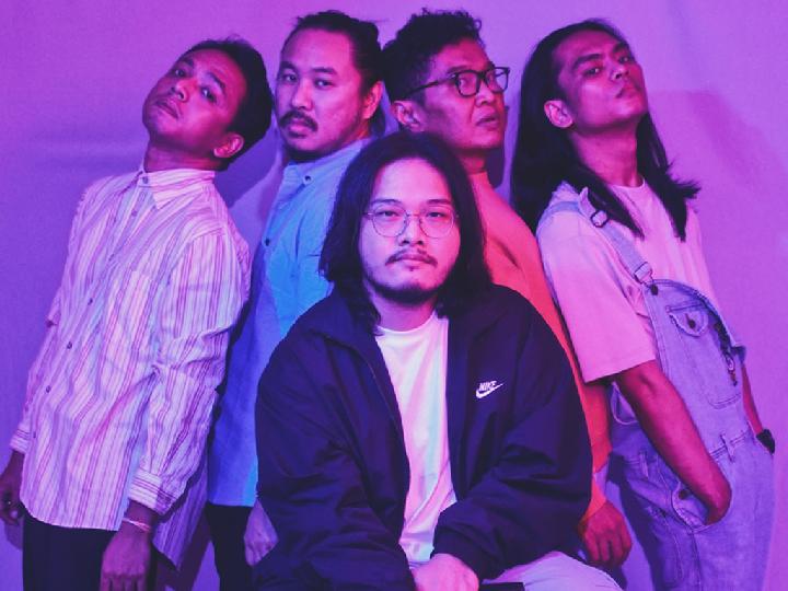 Kolaborasi Musikal Lightcraft dan Rimaldi Hadirkan Single Love, Again