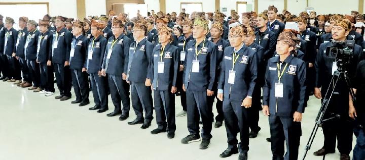 JR Saragih Lantik Pengurus Hasadon Garingging Kabupaten Simalungun