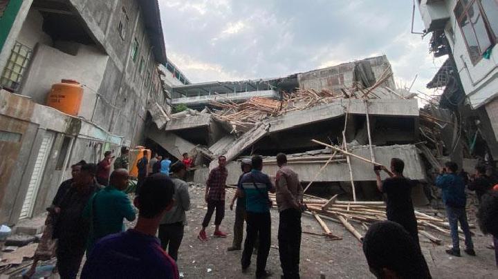 Miris! Bangunan Ponpes di Sidoarjo Ambruk 38 Santri Diduga Terjebak Reruntuhan