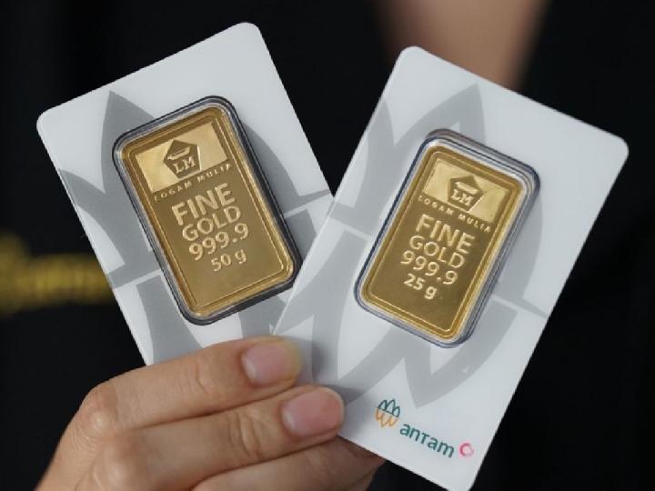 Harga Emas Antam Pecah Rekor Lagi, Tembus Rp 2,419 Juta per Gram