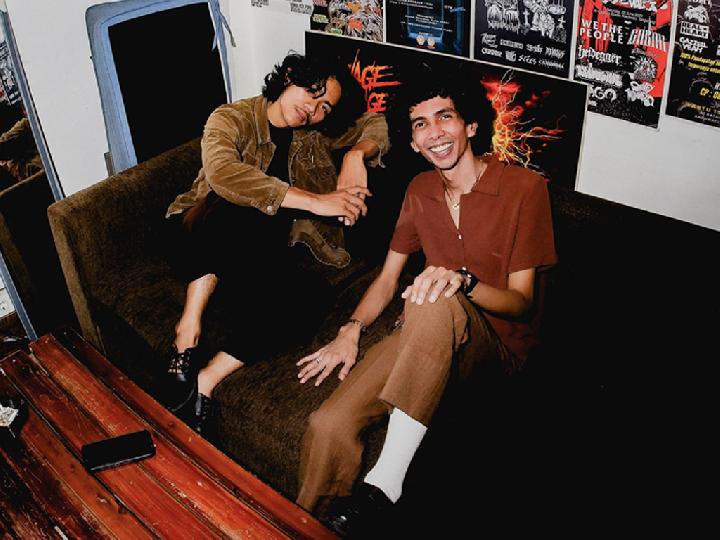 Aldy Amis dan Enau Hadirkan 50/50, Mini Album tentang Luka dan Kejujuran