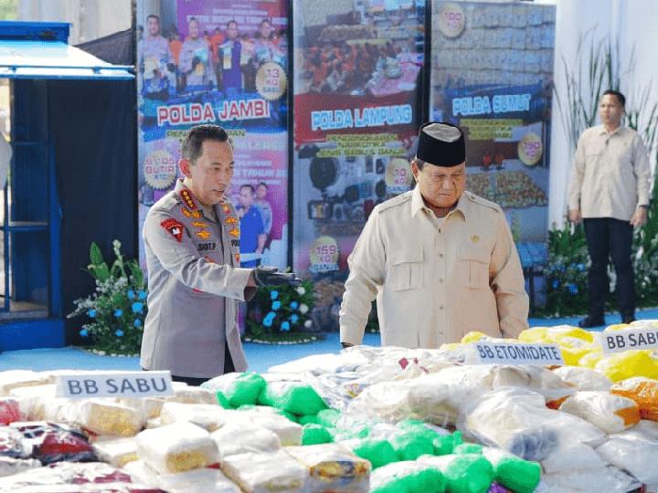 Bilang Barat Merasa Aneh Lihat Polisi Tanam Jagung, Prabowo: Ini Indonesia Bung