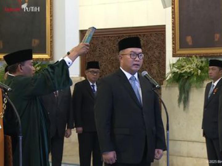 Pascapelantikan, Arif Satria Targetkan Penguatan Riset Daerah dan Sains Techno Park