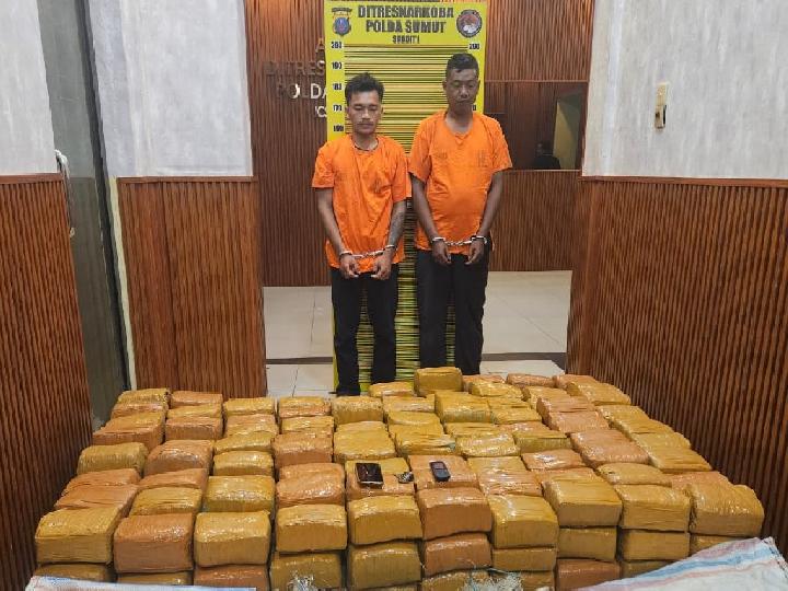 Dua Kurir dari Aceh Bawa Ganja 255 Kg ke Medan, Dijanjikan Upah Rp 50 Juta