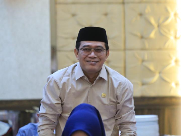Otonomi Setengah Hati: Senator Penrad Siagian Kritik Kecenderungan Resentralisasi Pemerintah Pusat