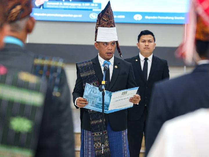 Wesly Silalahi Diwakili Sekda Lantik 20 Pejabat Pimpinan Tinggi Pratama dan 1 Kepala Puskesmas