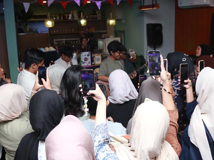 Main-Main di Cipete Genap Setahun, Dendi Nata, Akujeje, dan Aldy Amis Meriahkan Malam Spesial