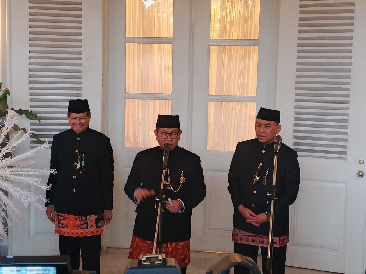 Pramono Anung Lantik Uus Kuswanto sebagai Sekda DKI Jakarta Gantikan Marullah Matali