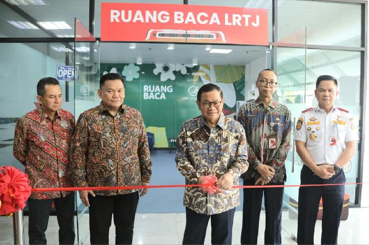 ‎Pramono Anung Resmikan QRIS Tap dan Rungan Baca saat HUT ke-6 Operasi LRT Jakarta