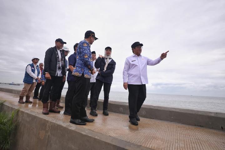 &lrm;Pramono Anung: Progres Pembangunan Tanggul NCICD Ancol Barat Capai 95 Persen