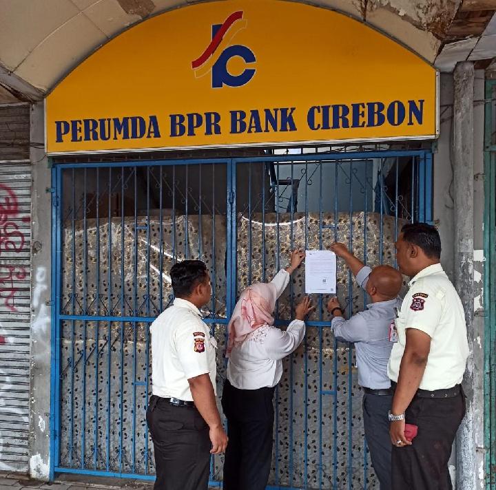 Izin Usaha Perumda BPR Bank Cirebon Resmi Dicabut OJK