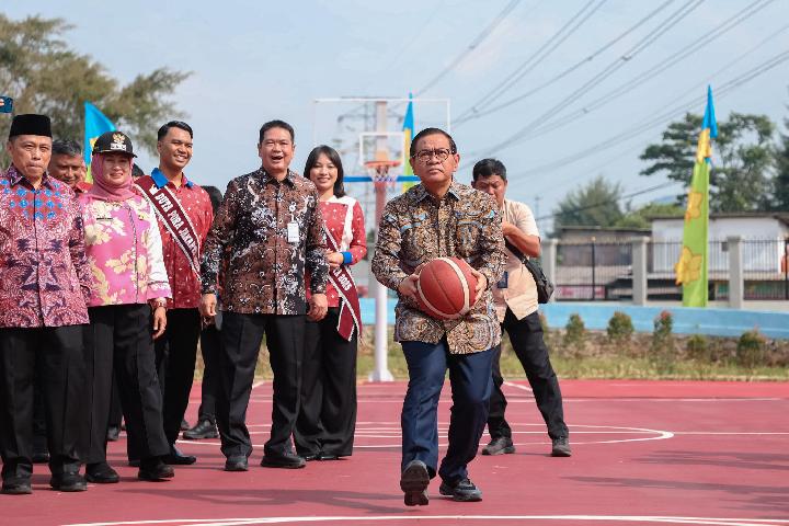 Pramono Anung Resmikan RTH Meruya Sport Park Seluas 2,2 Hektare di Jakbar