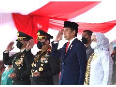 Jokowi ke Polisi: Kecerobohan di Lapangan Bisa Merusak Kepercayaan Rakyat