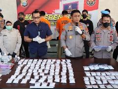 Polisi Gagalkan Peredaran Sabu Seberat 7,4 Kilogram asal Malaysia di Kota Makassar