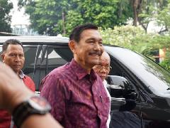 Luhut Klaim AI Bisa Pangkas Defisit APBN Rp 400 Triliun, Banyuwangi Jadi Proyek Percontohan