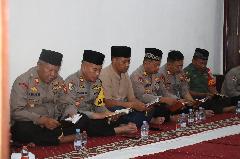 Silaturahmi Kamtibmas, Kapolres Cirebon Kota Kunjungi Masjid Asy-Syura Sukasari