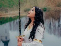 Penyanyi Indonesia-Jerman, Kamila Batavia Lepas EP The Scent of Camellias