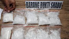 Koarmada I Tangkap Kapal Pembawa 1,9 Ton Sabu di Laut Karimun