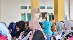 Giliran Warga Desa Jimbaran Wetan yang Mendapat Sosialisasi Program Makan Bergizi Gratis