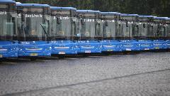 Gubernur Jakarta Targetkan 2.000 Bus Listrik TransJakarta Beroperasi pada 2029
