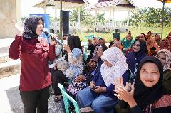 Sosialisasi Program Makanan Bergizi Gratis Bersama Anggota Komisi IX DPR RI di Rokan Hilir
