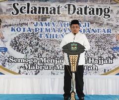 Wali Kota Pematangsiantar Wesly Silalahi Sambut Pemulangan Jamaah Haji 2025