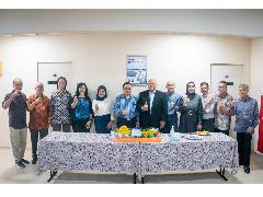 RS MMC Luncurkan Poli deCent: Inisiatif Nyata Hadapi Krisis Kesehatan Mental di Tempat Kerja