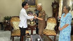 Gibran Temui ke Try Sutrisno, Salah Satu Penandatangan Petisi Pemakzulan