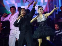 Gelar 3553 Concert, Yuni Shara Ajak Kris Dayanti dan Ariel Noah Hangatkan Istora Senayan