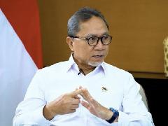 Menko Zulhas Dorong Bank Himbara Percepat Penyaluran Kredit ke Koperasi Merah Putih