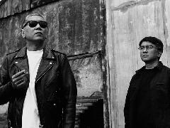 Leonardo Ringo dan Ajie Gergaji Kolaborasi di Single On the Streets Alone
