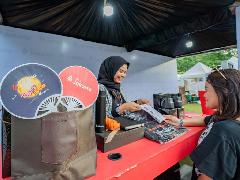 Bank Jakarta Hadir di "Pasar Malem Narasi 2025", Dorong Transaksi Non-Tunai Lewat Cara  Kreatif dan Inklusif