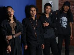 Airportradio Rilis Dua Single Bertajuk Semesta Kecil dan Bunga Tengah Hari