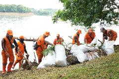 Pemprov&nbsp;DKI Jakarta Gandeng Kodam Jaya&nbsp;Bersihkan Waduk Ria Rio di Jaktim