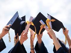 Mahasiswa di Indonesia 10 Juta, Penerima Beasiswa Hanya 1 Juta, Prabowo Minta Diperbanyak