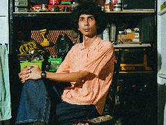 Enau dan Ari Lesmana Rilis Single Kolaborasi Bertajuk Sesi Potret