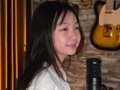 Lindee Cremona Rilis Single Senyum Papa, Persembahan Hangat untuk Sang Ayah