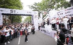 Jalan Sehat PSI, Pantai Losari Makassar Lautan Putih