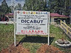 Kemenhut Pasang Plang Pencabutan Konsesi PT Toba Pulp Lestari