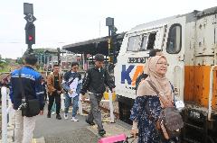 KAI Daop 3 Cirebon Siapkan 91.518 Tiket Kereta Api untuk Mudik, Sudah Terjual 10.135