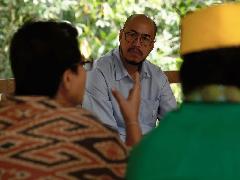 Detik-Detik Sidang Adat Toraja Atas Kasus Pandji Pragiwaksono