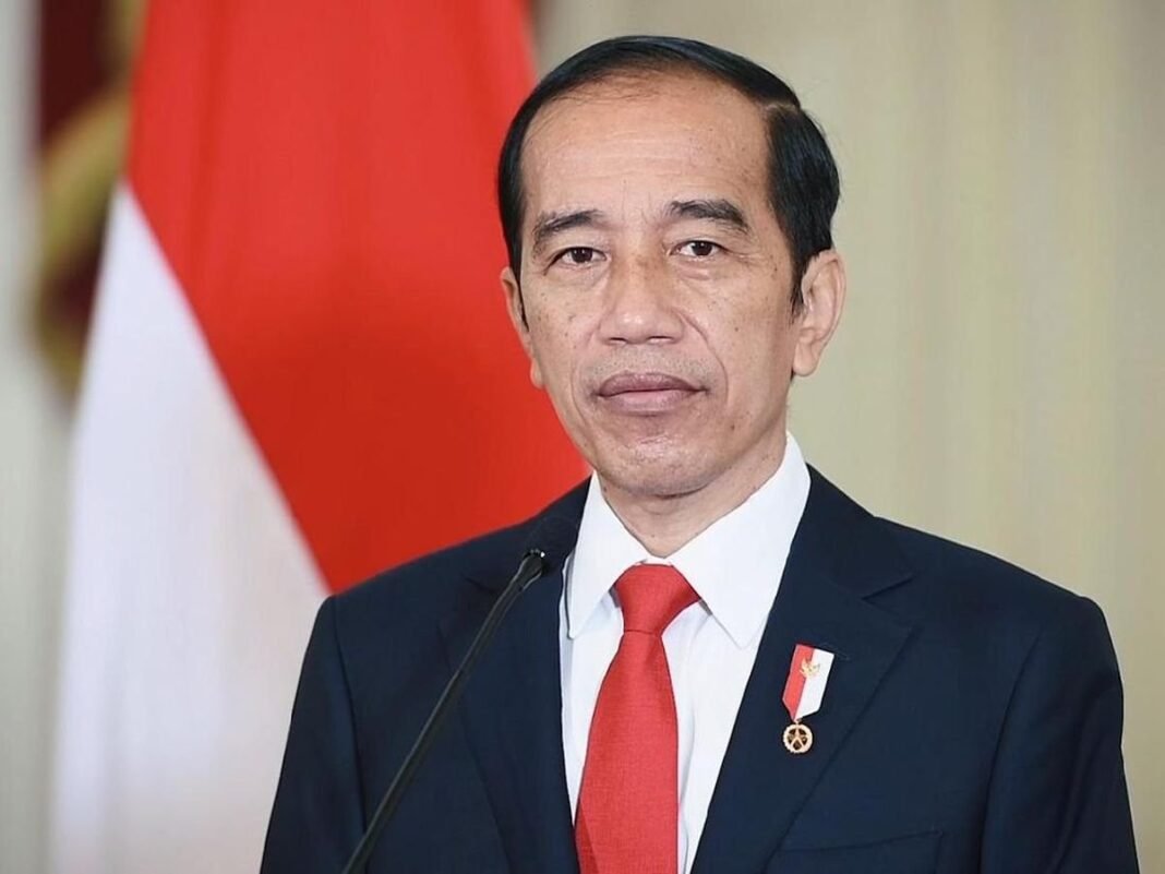 Jokowi Jawab Desas-Desus Reshuffle Menteri Dilakukan Pekan Ini Jokowi Jawab Desas-Desus Reshuffle Menteri Dilakukan Pekan Ini