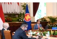 Isu Masa Jabatan Presiden 3 Periode, HNW Sebut Itu Strategi Cari Muka ke Jokowi | Opsi.id