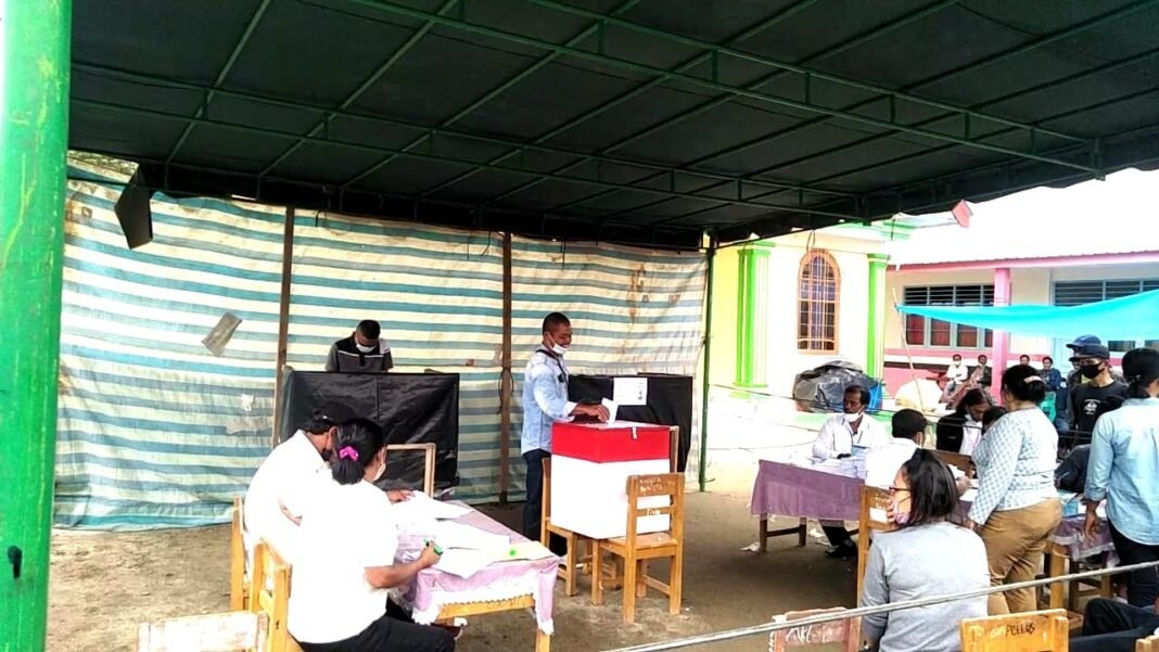 Fantastis! Eks Wartawan Ungguli Mantan Kapolsek di Pilkades Tapanuli Utara Fantastis! Eks Wartawan Ungguli Mantan Kapolsek di Pilkades Tapanuli Utara