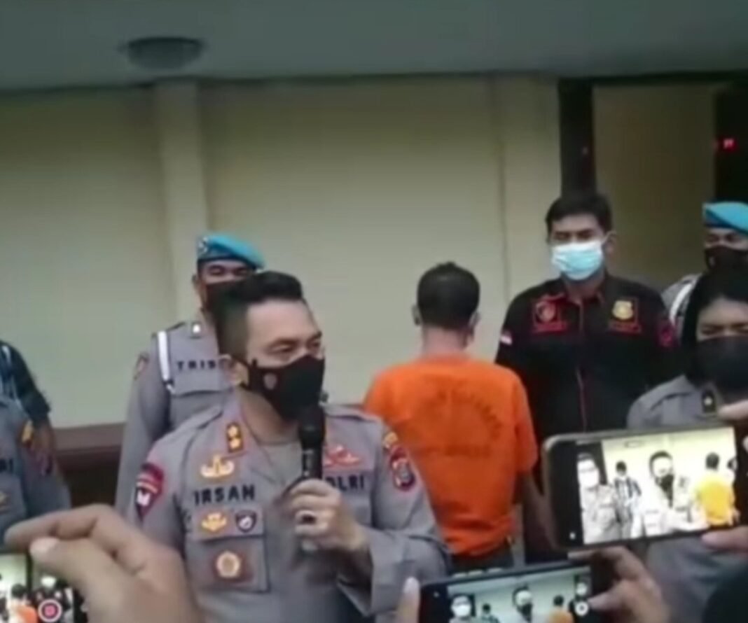 Polisi Ungkap Motif Pengemudi Bus Asal Jakarta yang Tewas Dianiaya di Medan Polisi Ungkap Motif Pengemudi Bus Asal Jakarta yang Tewas Dianiaya di Medan