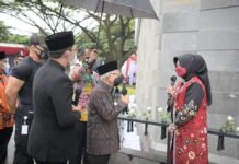 Resmikan Monumen Pahlawan Covid-19 Jabar, Wapres K.H Ma’ruf Amin Terharu